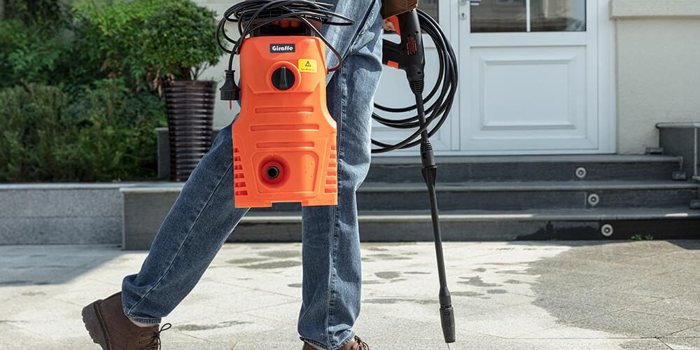 Differences Between A Gas And Electric Pressure Washer
