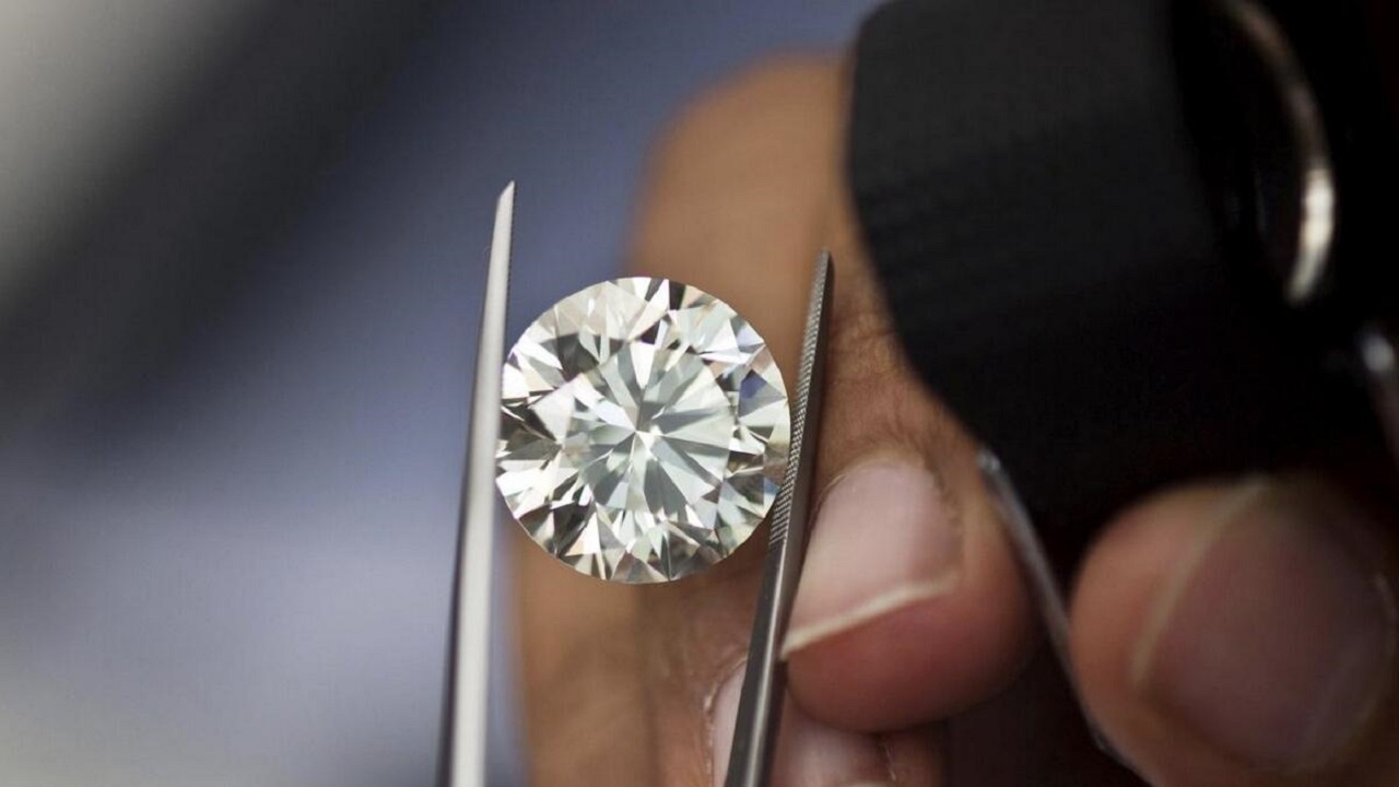 The Rise of Lab-Grown Diamonds: Revolutionizing the Jewelry Market